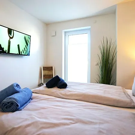 Bernstein & Breakfast 01 Lägenhet *